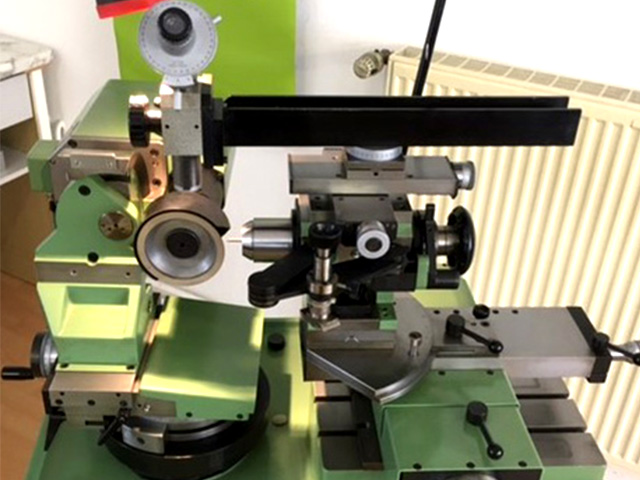 haller werkzeugschleiftechnik Gebrauchtgerät Christen AU-100 haller werkzeugschleiftechnik Gebrauchtgerät Christen AU-100